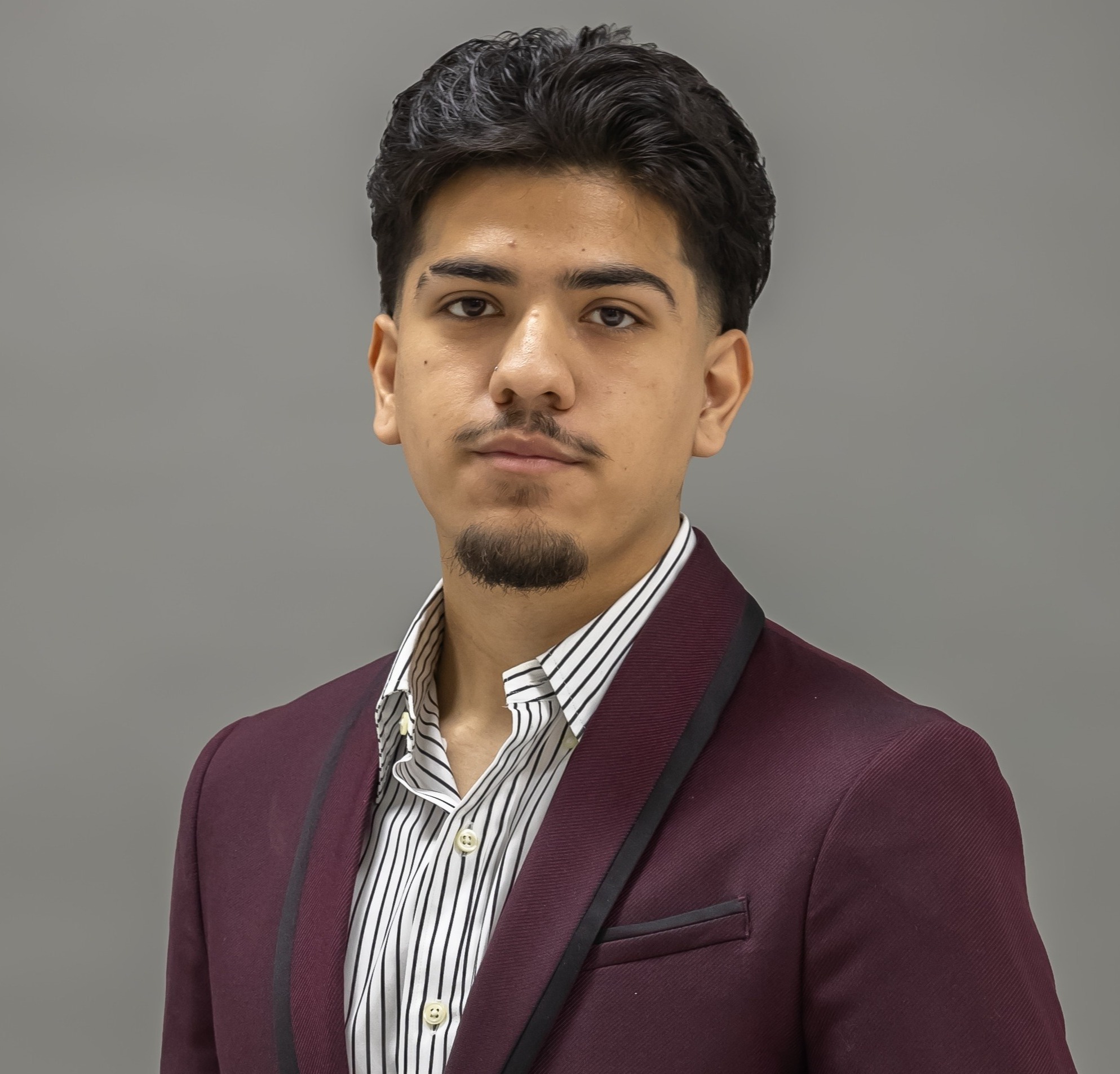 Giovanny Lopez — Licensed Sales Agent and Loan Officer
